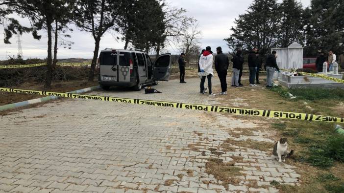 Tekirdağ'da iki kuzen mezarlıkta park halindeki araçta ölü bulundu. İntihar mı cinayet mi?