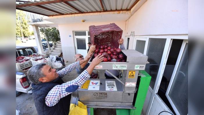 Mersin'de nar taneleme makinesi üreticilerin hayatını kolaylaştırıyor