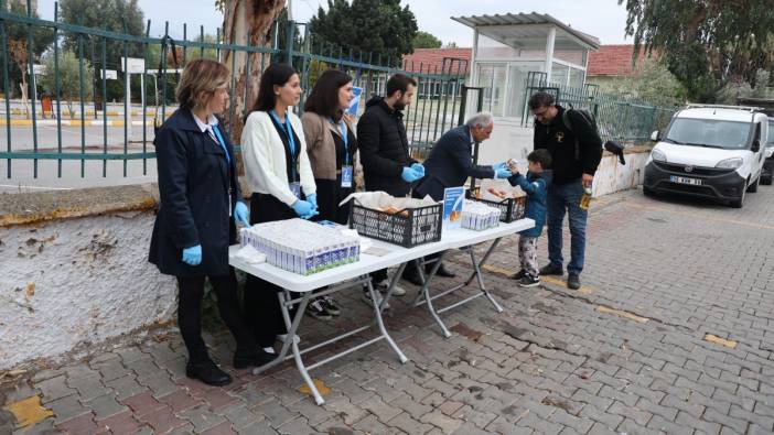 CHP'li ilçe belediyesinden öğrencilere ücretsiz kahvaltı. Velilerin "Beslenme çantaları boş" isyanı yanıt buldu