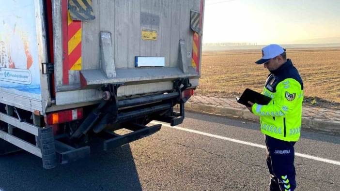 Kars’ta jandarmadan araçlara yönelik denetim