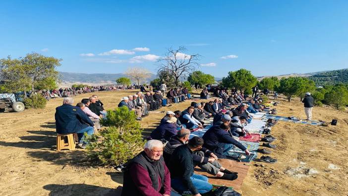 Manisa halkı yağmur duasına çıktı