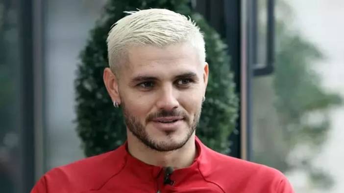 Mauro Icardi'nin saçları eski rengine döndü. Wanda Nara'ya gönderme yaptı