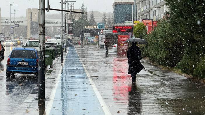 Sakarya’da kar yağışı etkili oldu