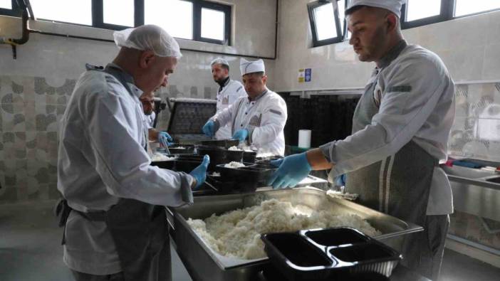 Mardin Büyükşehir Belediyesi aşevi tekrardan açıldı