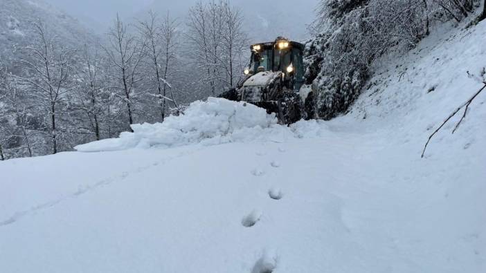 Doğu Karadeniz’de 508 köy yolu kar nedeniyle kapandı