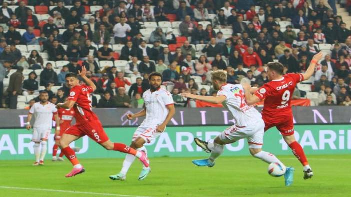 Trendyol Süper Lig: Antalyaspor: 2 - Sivasspor: 1