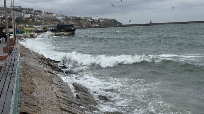 Tekirdağ'da deniz ulaşımına poyraz engeli