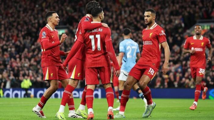 Liverpool, Anfield’da Manchester City’yi dağıttı