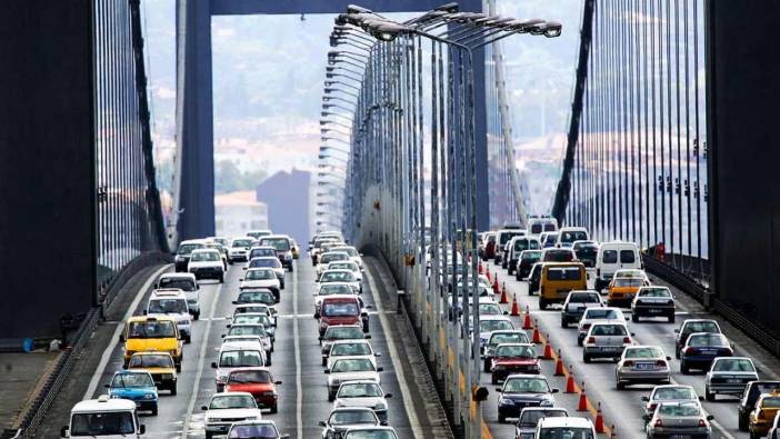 İstanbul’da yağmurla birlikte trafik felç oldu! Yoğunluk yüzde 78'e ulaştı