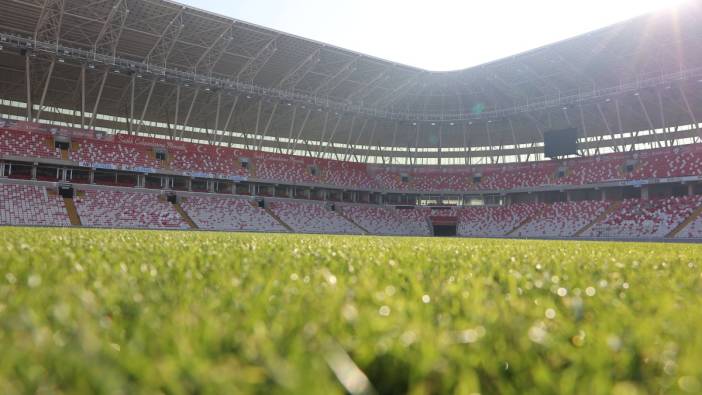 Sivas 4 Eylül Stadı Galatasaray maçına hazırlanıyor