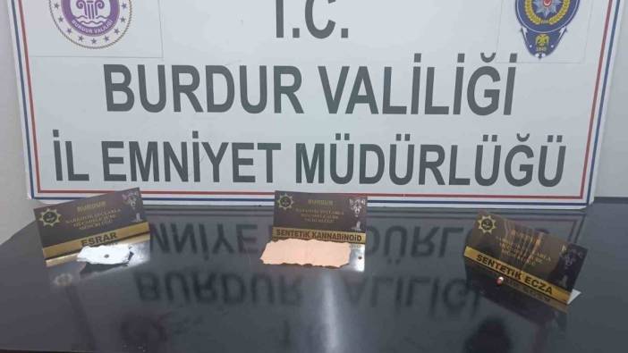 Durdurulan araçtan uyuşturucu çıktı, 3 şüpheli tutuklandı