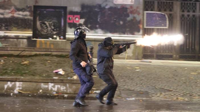 Gürcistan'da sokaklar durulmuyor. Göstericiler her gece sokağa çıkıyor