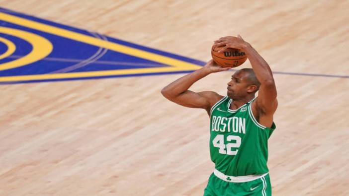 Horford, NBA'i 3'lükleriyle sallamaya devam ediyor