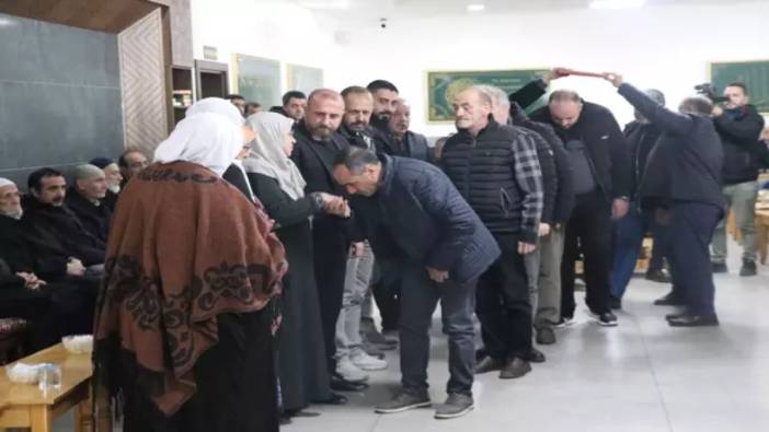 Diyarbakır’da aileler arasındaki husumetin ardından barış töreni