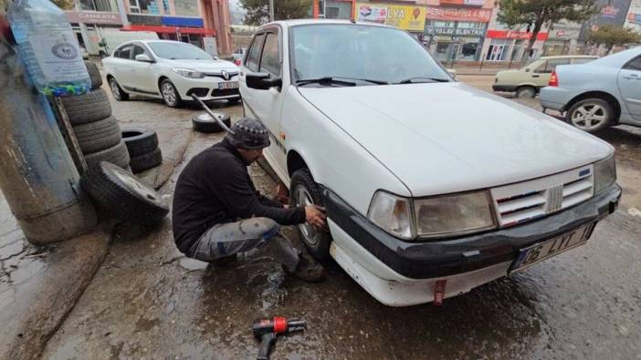 Lastikçilerde kış mevsimi yoğunluğu devam ediyor