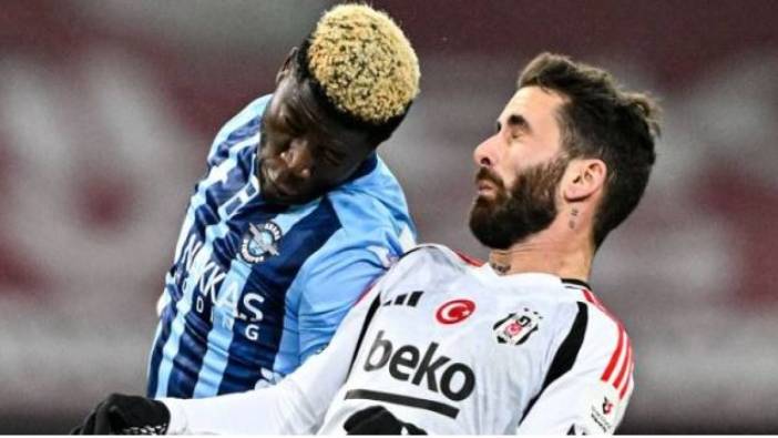 Beşiktaş maçı oynanırken kardeşi vefat etti. Maça devam etmek istedi