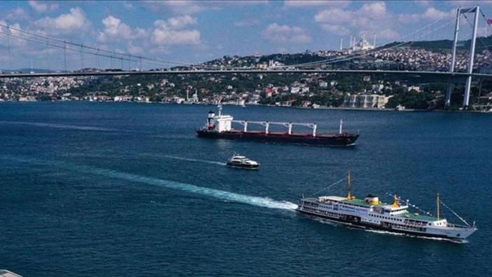 İstanbul Boğazı'nda gemi trafiği yeniden açıldı