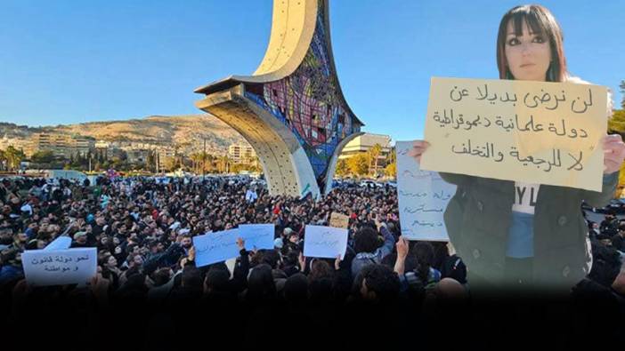 Suriye'de Colani'ye portesto! Laiklik yönetim isteyenler Emevi meydanında gösteri yaptı