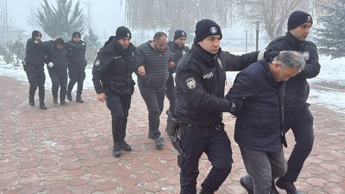 Adliyede başlayan dünürlerin kavgası karakolda bitti