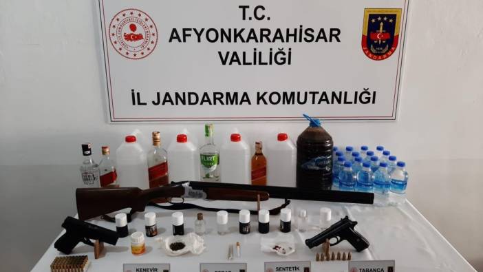 Afyonkarahisar’da sahte alkol ve uyuşturucu operasyonu