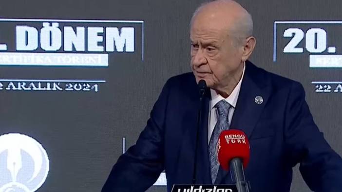 Devlet Bahçeli'den  Özgür Özel'e ağır ifadeler: "Yarım adamdır"