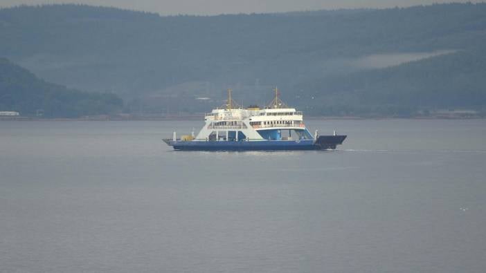 Çanakkale'de feribot seferlerine fırtına engeli