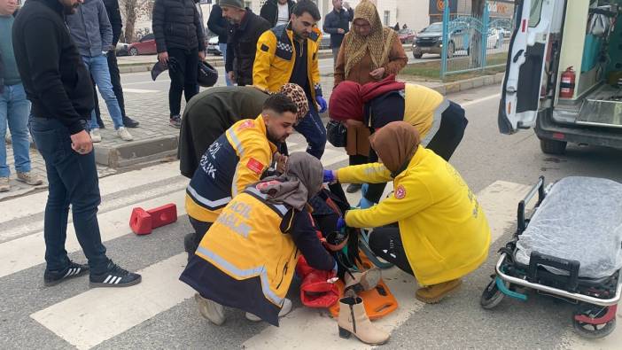 Ehliyetsiz motosiklet sürücüsü yayayı ezdi