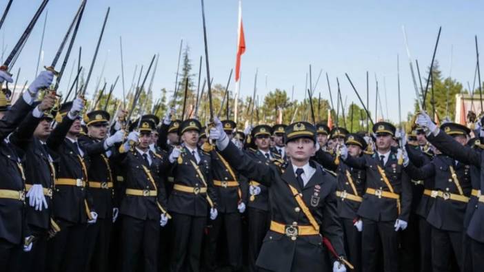 Teğmenler açıklaması 17 gün önceden AKP'ye sızdı