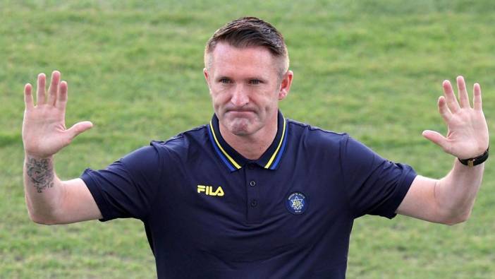 Fatih Karagümrük, Robbie Keane ile görüşüyor