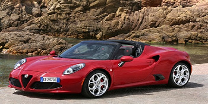 Alfa Romeo 4C Spider Türkiye’de!