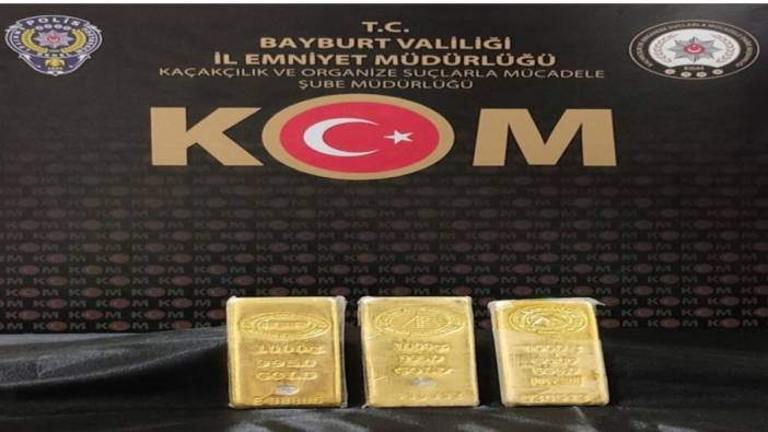 Otomobilin bagajdan 10 milyon liralık kaçak külçe altın çıktı