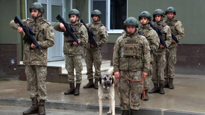 Eller tetikte, gözler sınır hattında!  Hudut kartalları yeni yılda görevlerinin başında