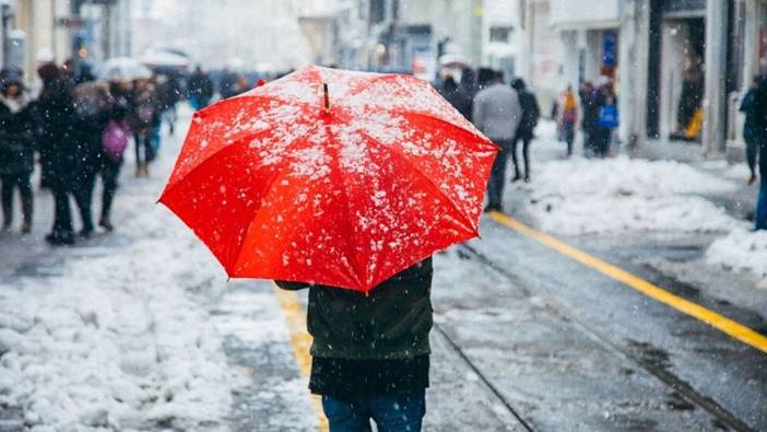 İstanbul'a lapa lapa kar yağacağı tarih belli oldu