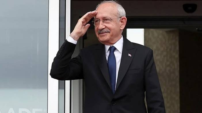 Kılıçdaroğlu siyasete geri mi dönüyor 'Geliyor gelmekte olan' notu ile paylaştı