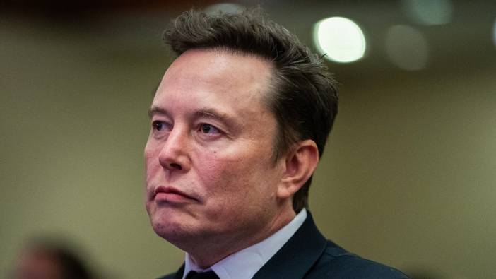 Elon Musk’tan İngiliz aşırı sağcı Robinson'un serbest bırakılması çağrısı