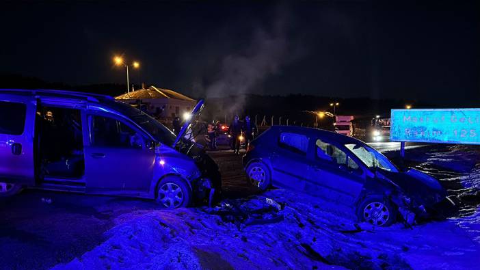 Kastamonu’da hafif ticari araç ile otomobil çarpıştı: 6 yaralı