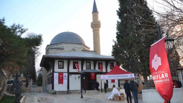 Edirne'de restorasyonu bitirilen 5 asırlık cami ibadete açıldı