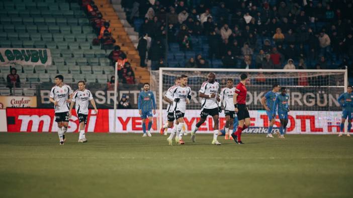 Beşiktaş’ın kötü oyununa ateş püskürdüler: Vasatlıktan yıkılıyor