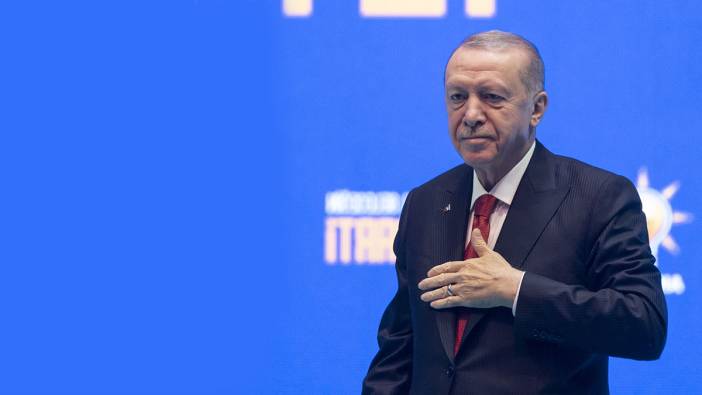 Cumhurbaşkanı Erdoğan’dan çarpıcı açıklama: Ya silahlarını gömecekler ya da...