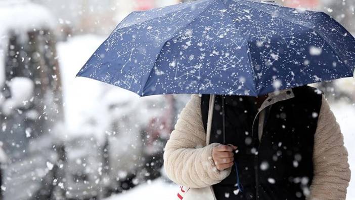 Meteoroloji saat vererek uyardı: Bu bölgelerde lapa lapa kar yağacak