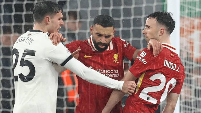 Manchester United, Liverpool'dan 1 puanı kaptı