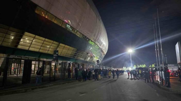 Kocaelispor taraftarı, eşyalarını geri almak için kulübe başvuru yapacak