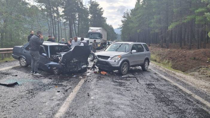 Marmaris'te feci kaza. Kafa kafaya çarpıştılar