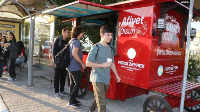 Manisa'da öğrenciler  “Günaydın Çorbası” ile güne başlıyor