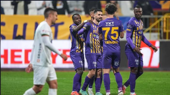 Eyüpspor transfer hedefleri olan Beşiktaşlı yıldızı resmen açıkladı