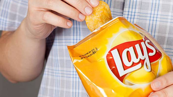 Lay's severlere kötü haber! Toplatma kararı alındı