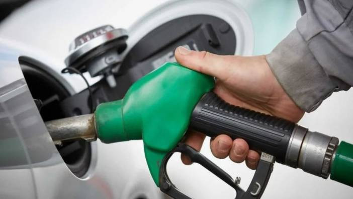 Araç sahiplerini kar değil akaryakıt zammı çarpacak. Deponuzu doldurun bu gece yarısı geliyor