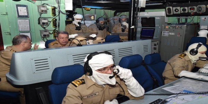 Genelkurmay Başkanı Akar geceyi fırkateynde geçirdi