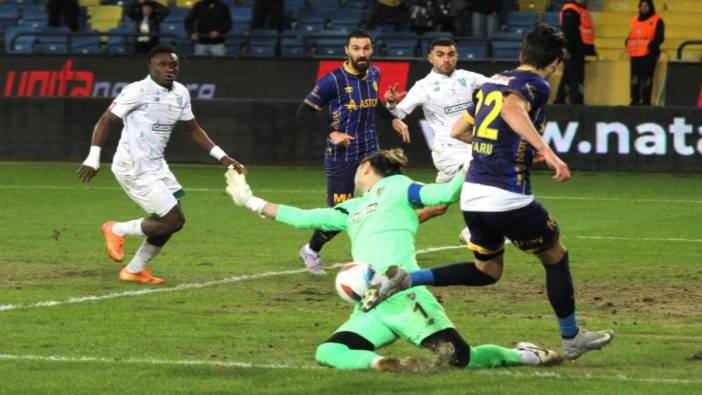 4 gollü maçta kazanan ne Ankaragücü ne Boluspor