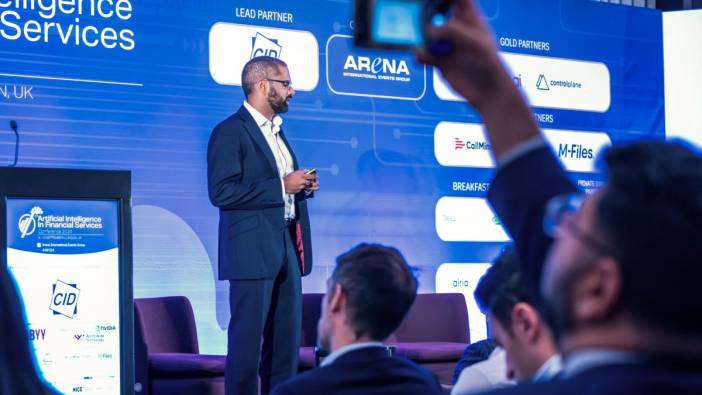 Yapay zekâ testlerinin kalbi şirketleşiyor: Arena Intelligence sahalara iniyor